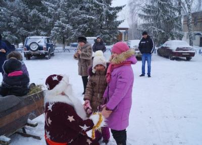Дед Мороз покатал на санях детей сотрудников рязанской ИК-2